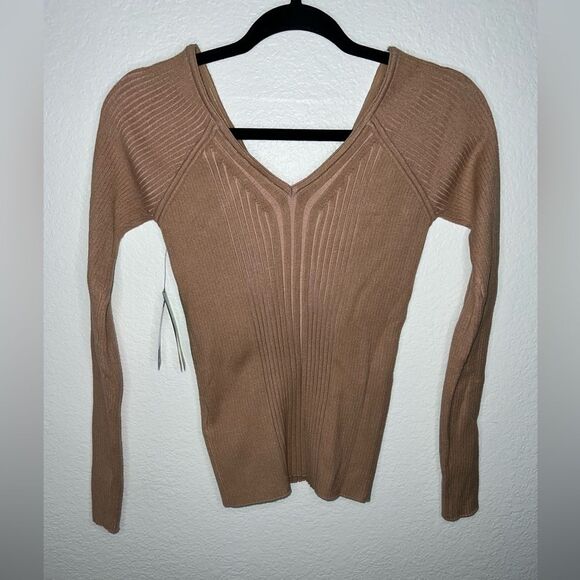 Guess Allie V-Neck Long Sleeve Sweater - Picture 6 of 9